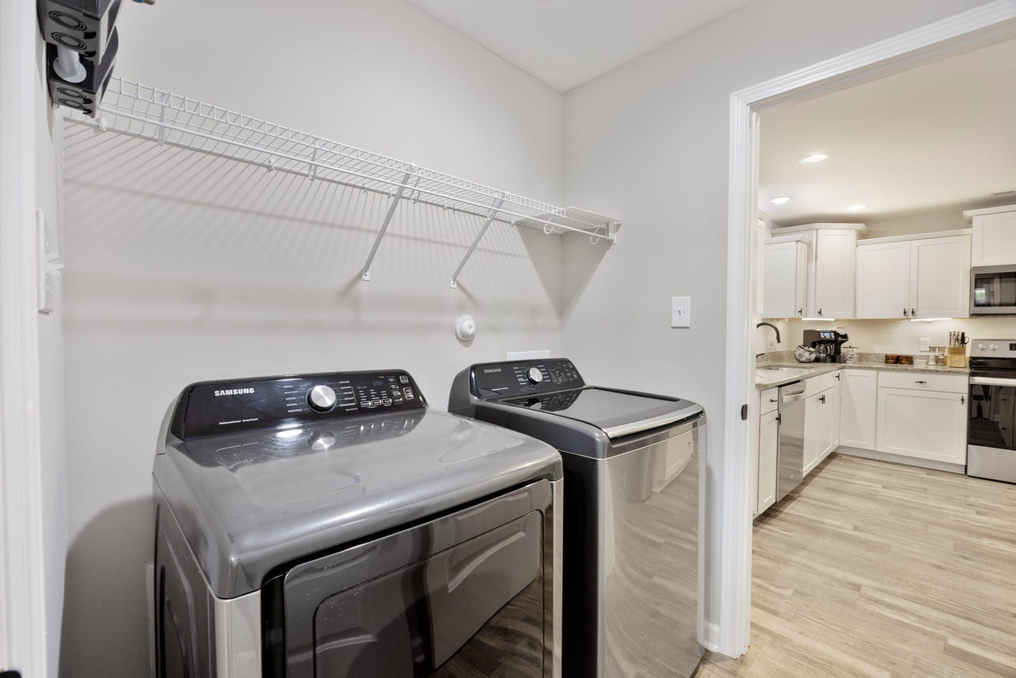 Washer and dryer off the kitchen